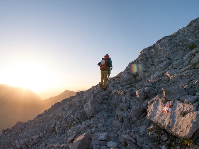 Climbing Dufourspitze Rey Ridge 4634m